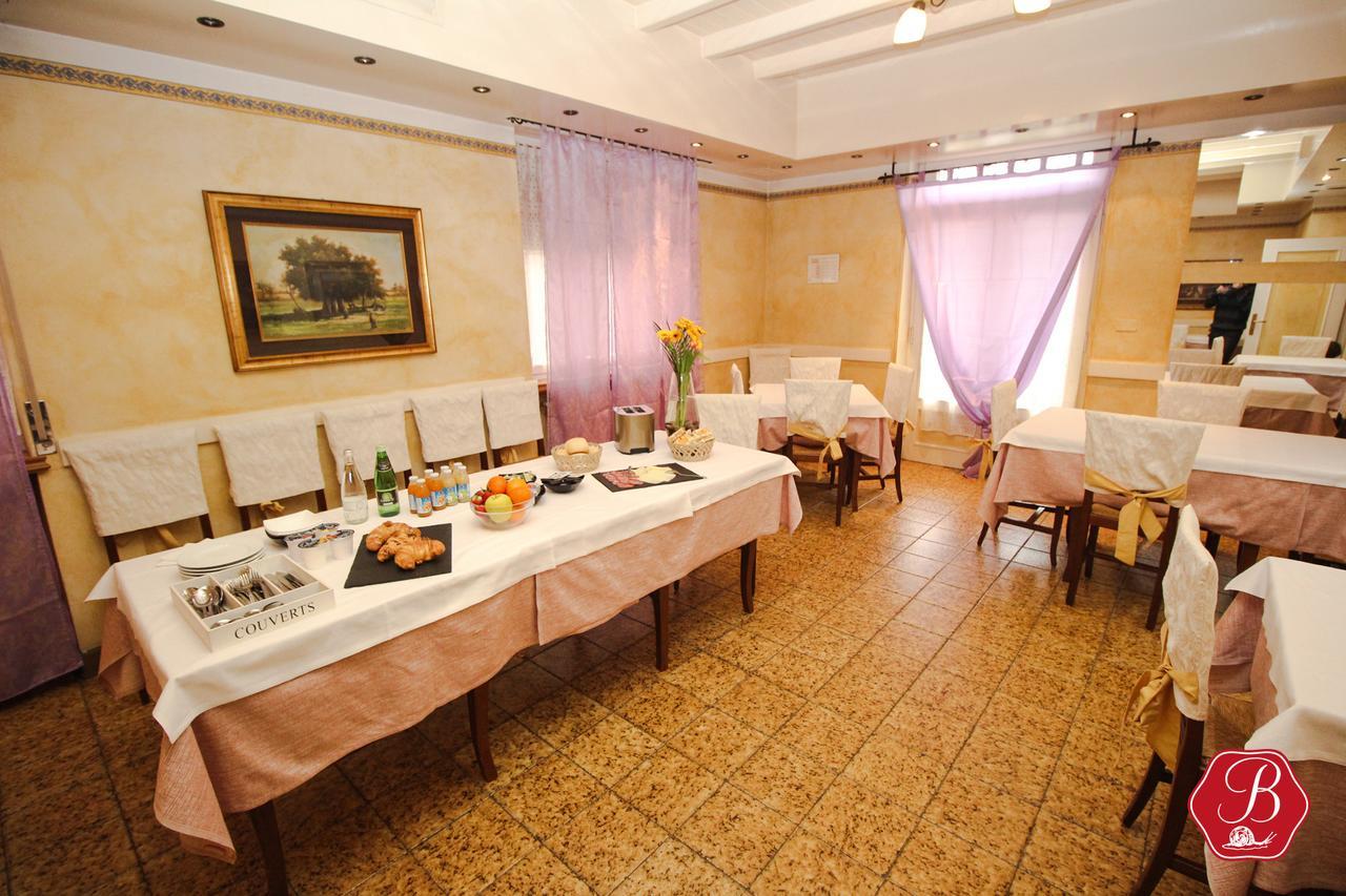 Bed and Breakfast Trattoria Bettola Лонато Экстерьер фото